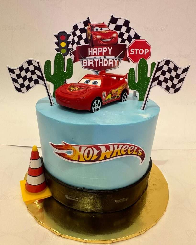 Cars Lightning McQueen Birthday Cake