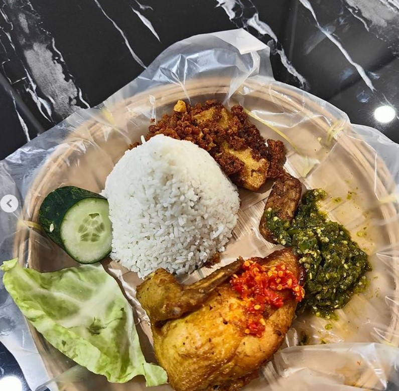 Nasi Ayam Geprek