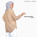 PANDAEYES WAFFLE BATWING MID-HIGH COLLAR TOP (CLO-CNSY2119BL) hanya RM19.90 di Shopee