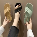 Woman flat jelly sandal comfortable Slipper Selipar perempuan wanita(8812) hanya RM6.20 di Shopee